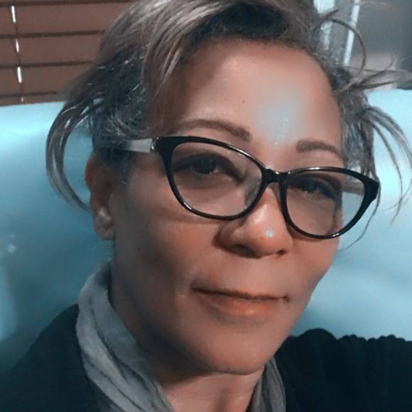 Meet your Posher, Jo - Picture 1 of 1